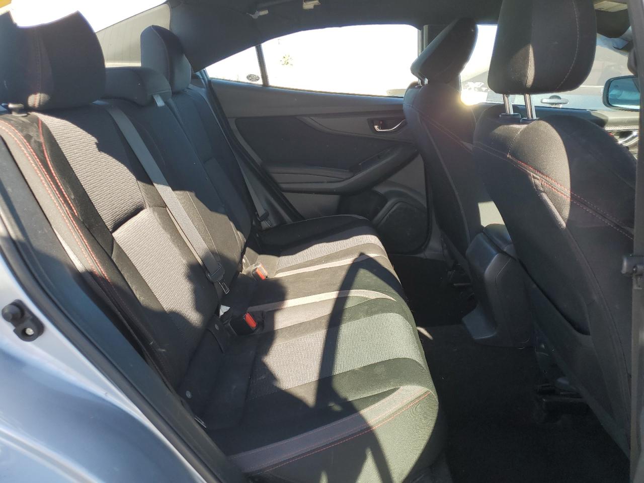 Subaru Impreza Sport Image 8