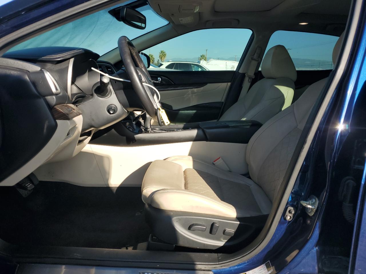 Nissan Maxima 3.5s Image 6