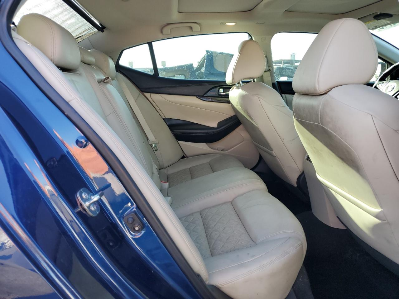 Nissan Maxima 3.5s Image 3