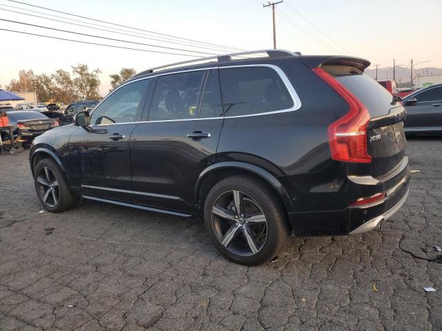 Volvo XC90 T5 Image 2