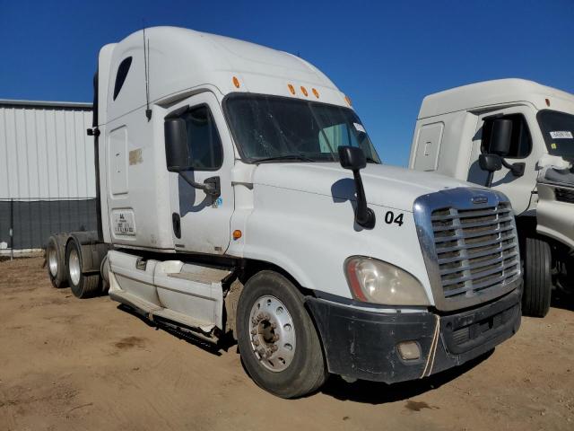  Salvage Freightliner Cascadia 1