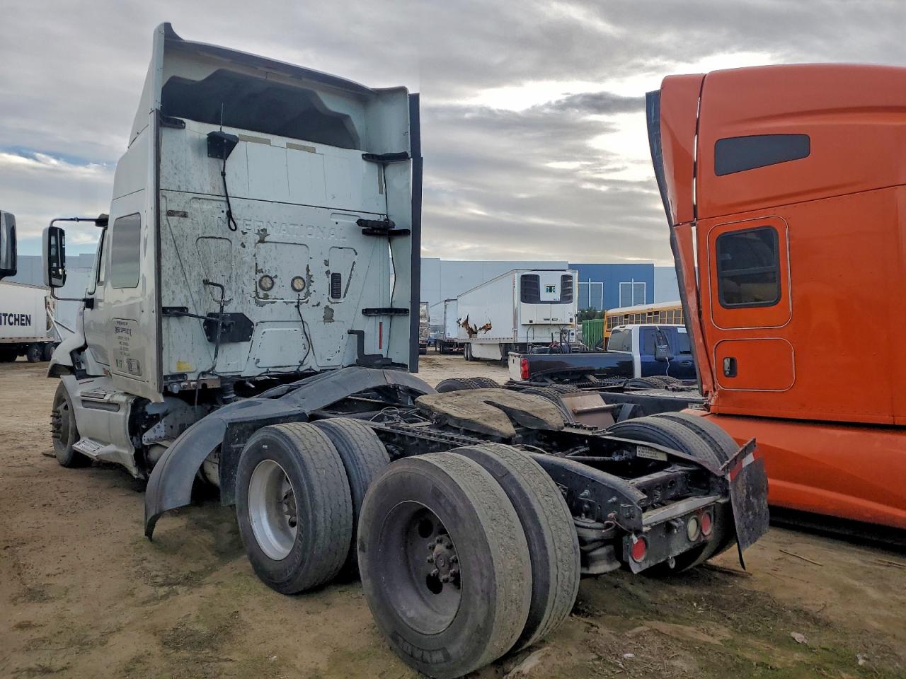 International Prostar Image 10