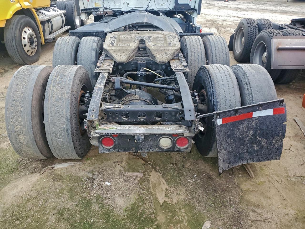 International Prostar Image 2