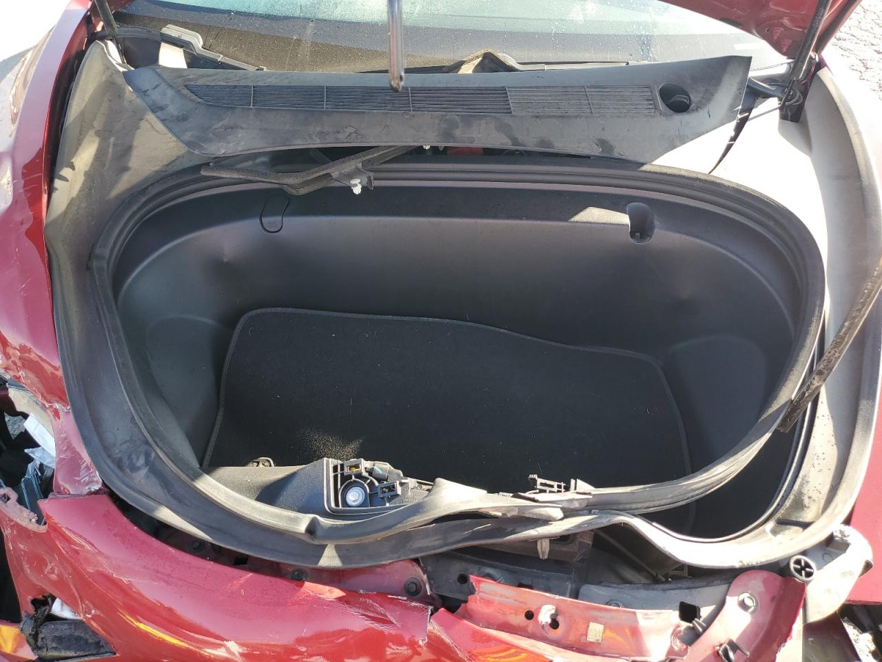 Tesla Model 3 Image 12