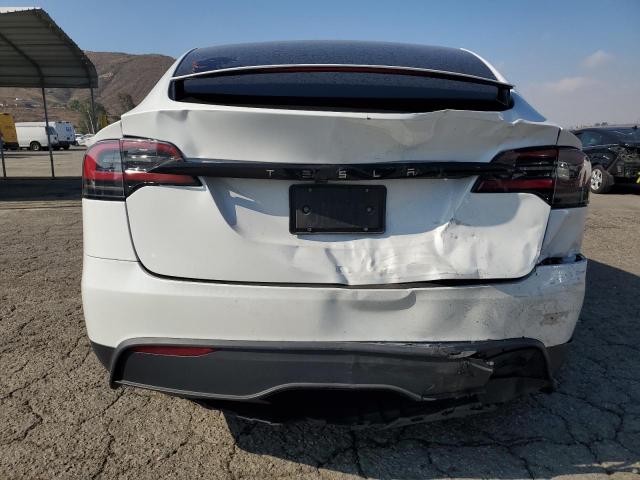 Tesla Model X Image 11
