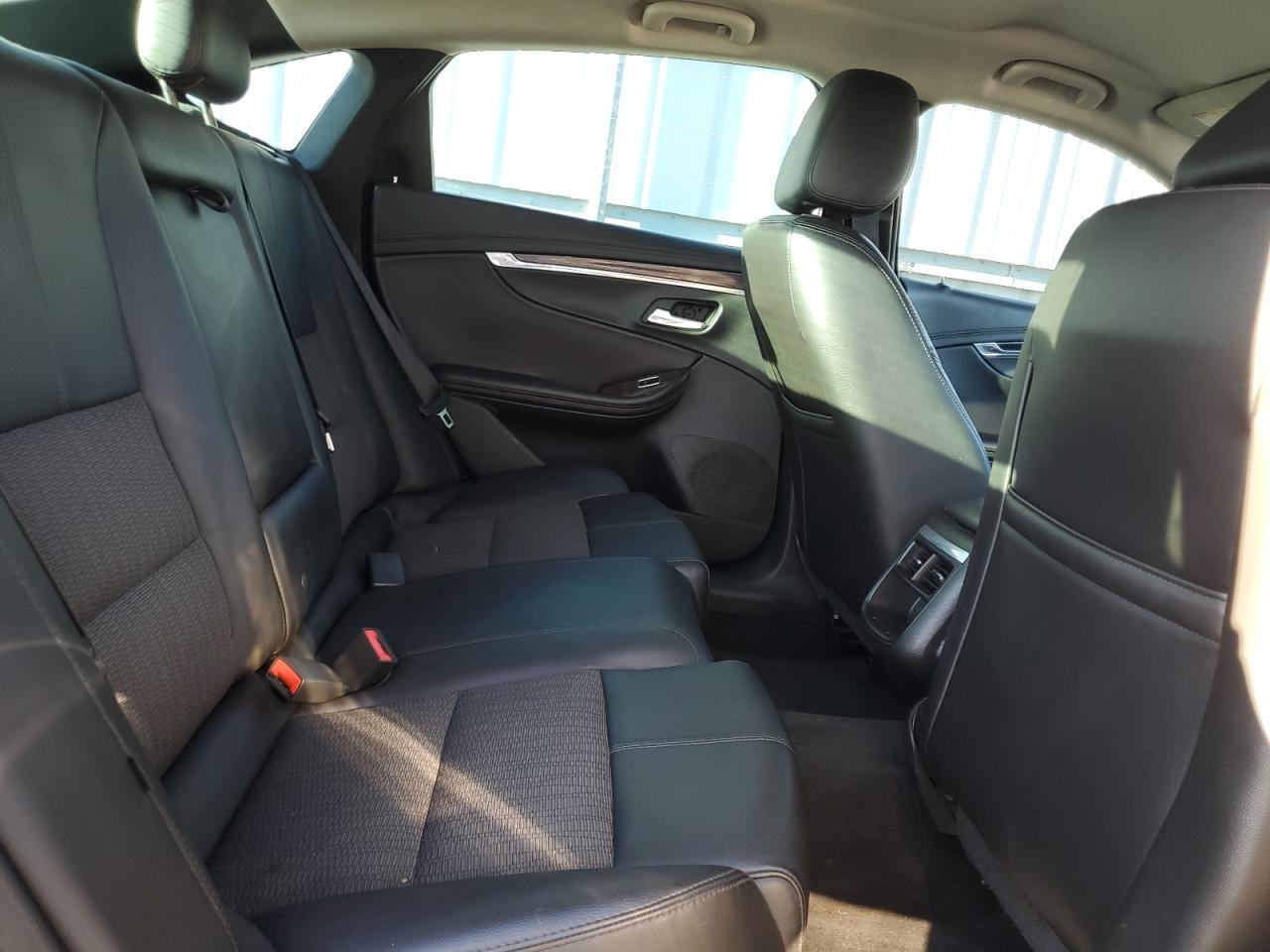 Chevrolet Impala Lt Image 10