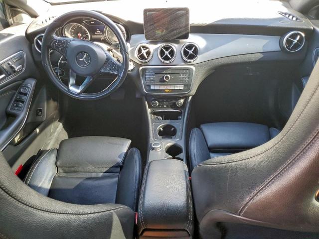 Mercedes-Benz Cla-class 250 Image 11