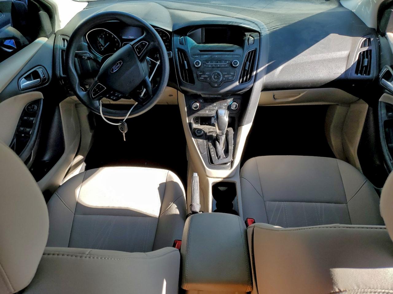 Ford Focus Se Image 4