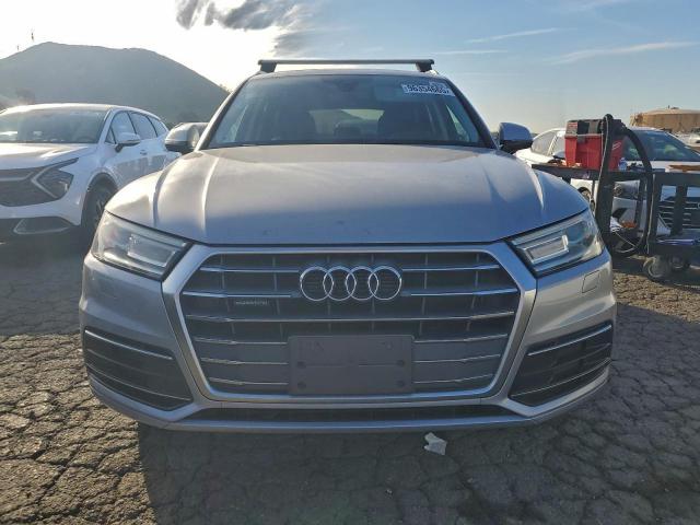 Audi Q5 Premium Image 3