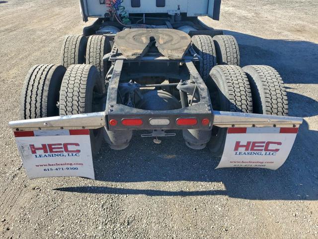 Peterbilt 579 Image 7