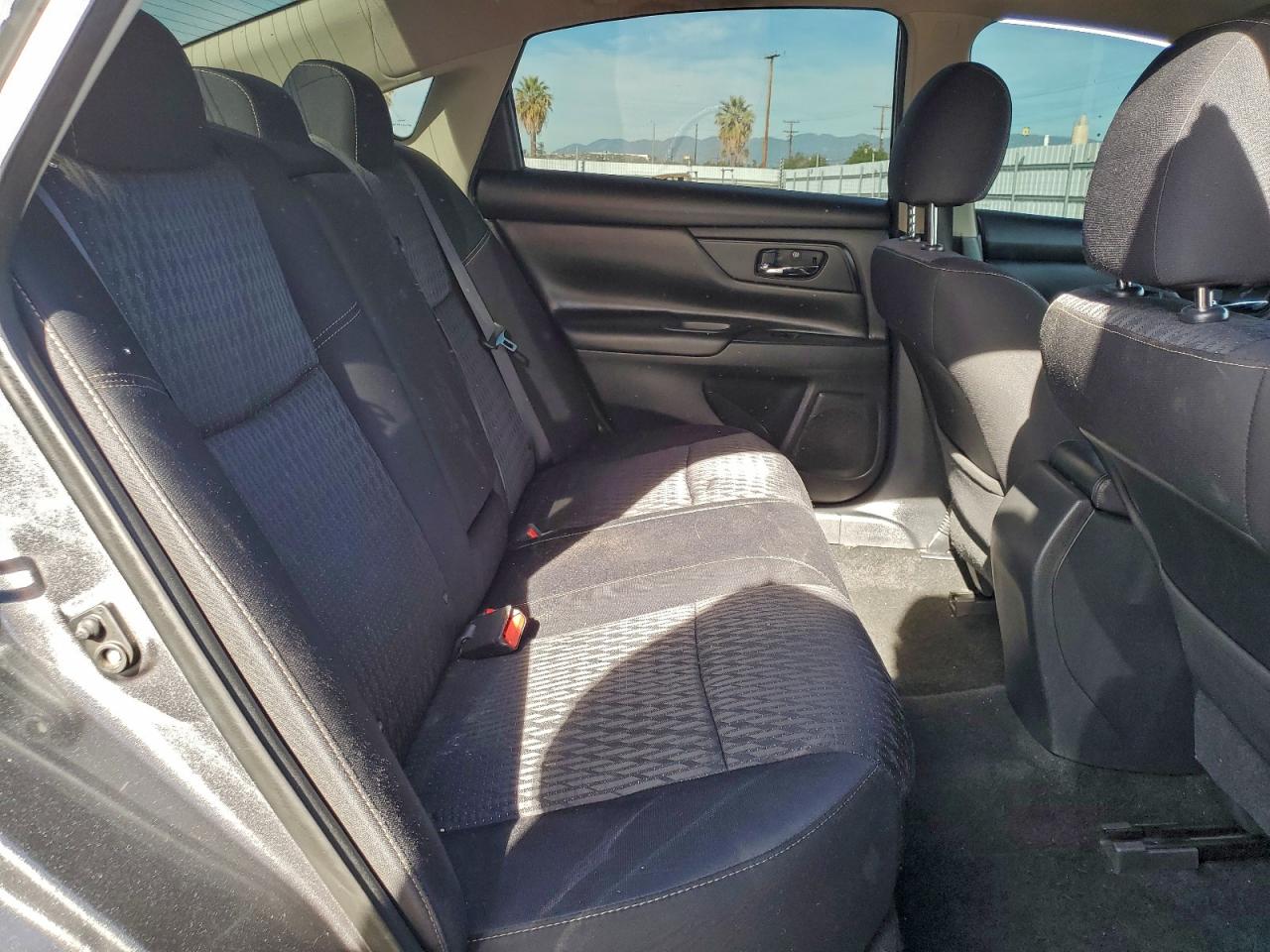 Nissan Altima 2.5 Image 6