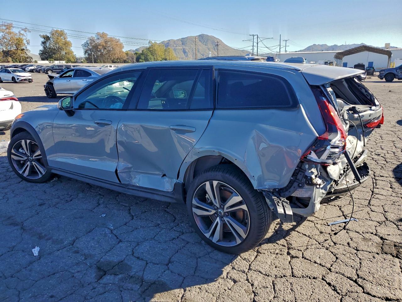 Volvo V60 Plus Image 8