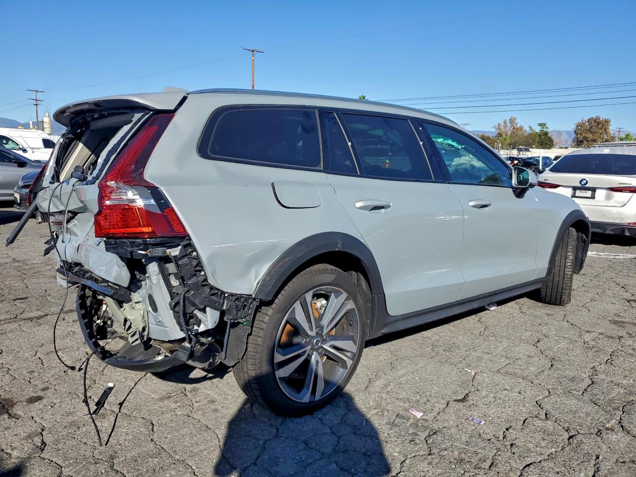 Volvo V60 Plus Image 6
