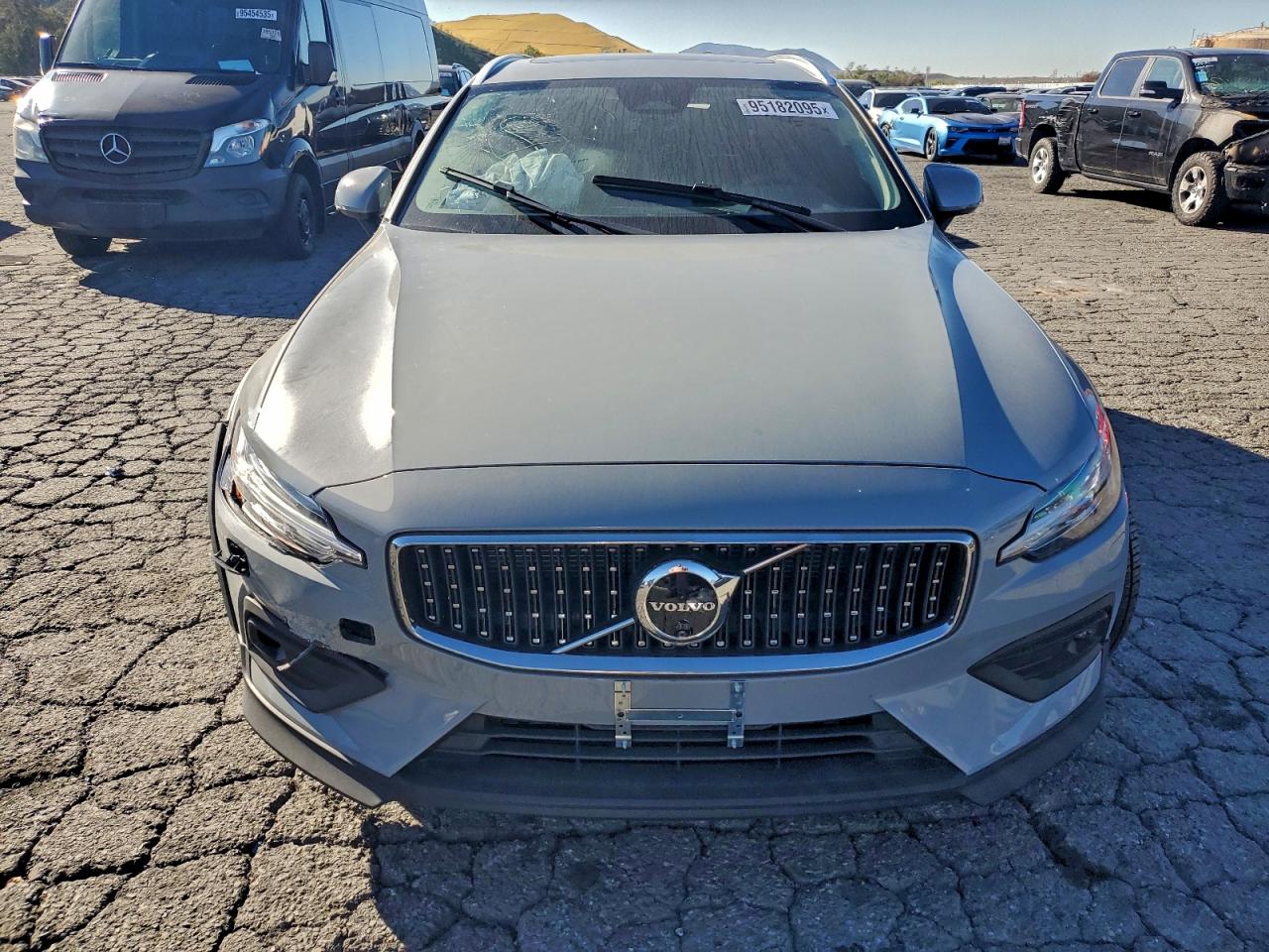 Volvo V60 Plus Image 3