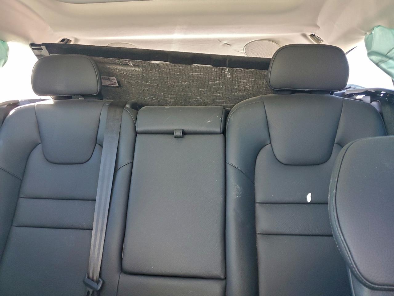 Volvo V60 Plus Image 11