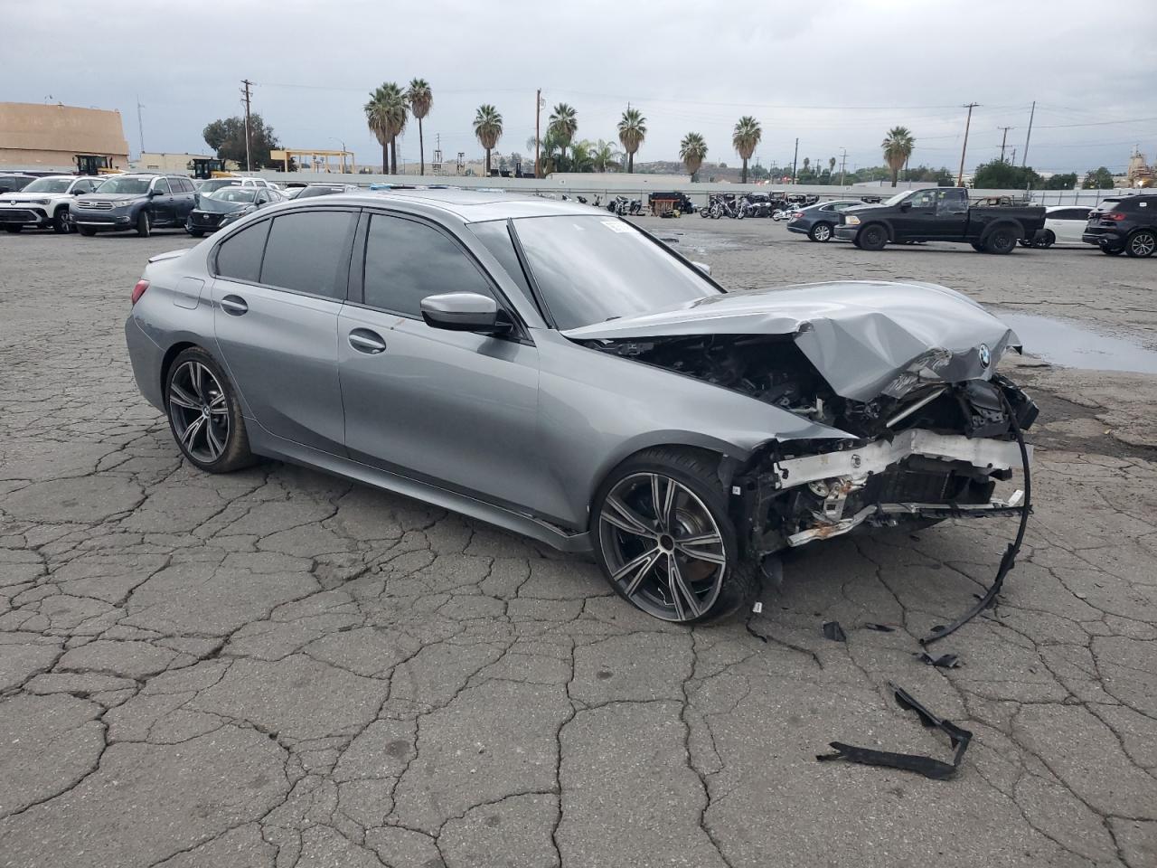 BMW 3 Series Image 9