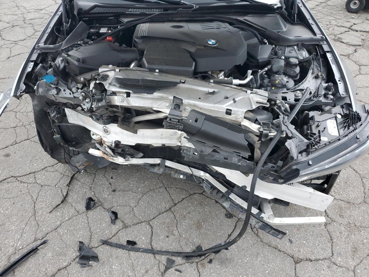 BMW 3 Series Image 3