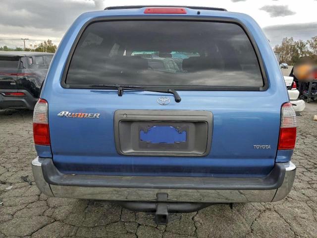 Toyota 4Runner Image 5