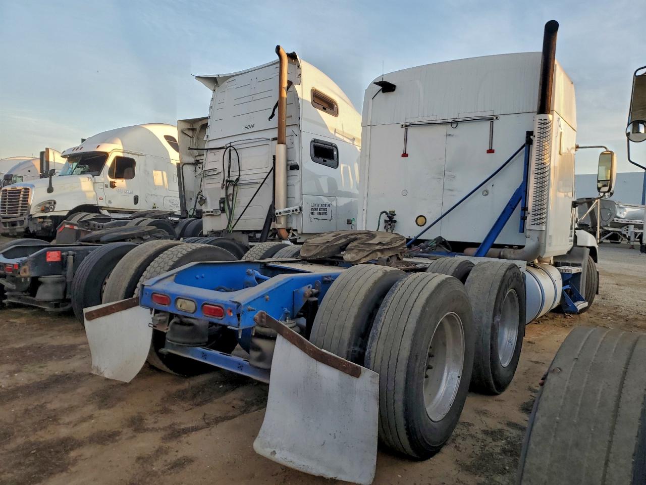 Mack Pinnacle Cxu600 Image 2