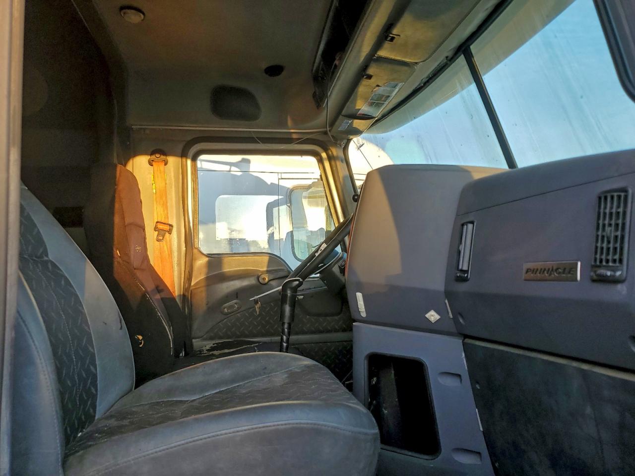 Mack Pinnacle Cxu600 Image 8