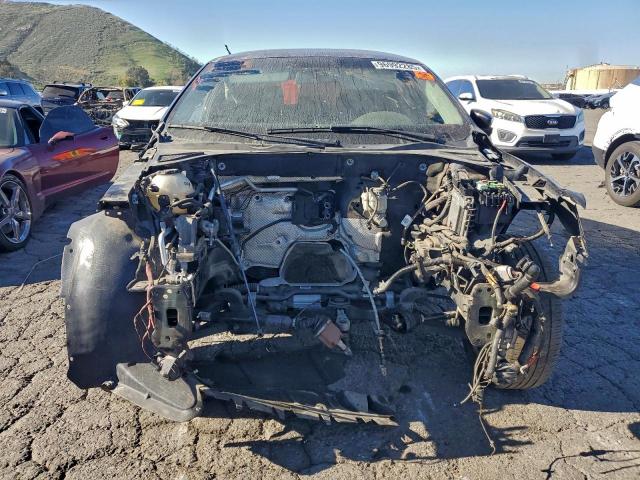 Volkswagen Passat S Image 3