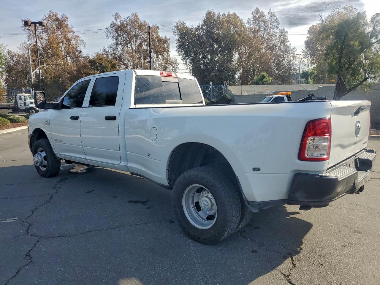 Ram 3500 Tradesman Image 7