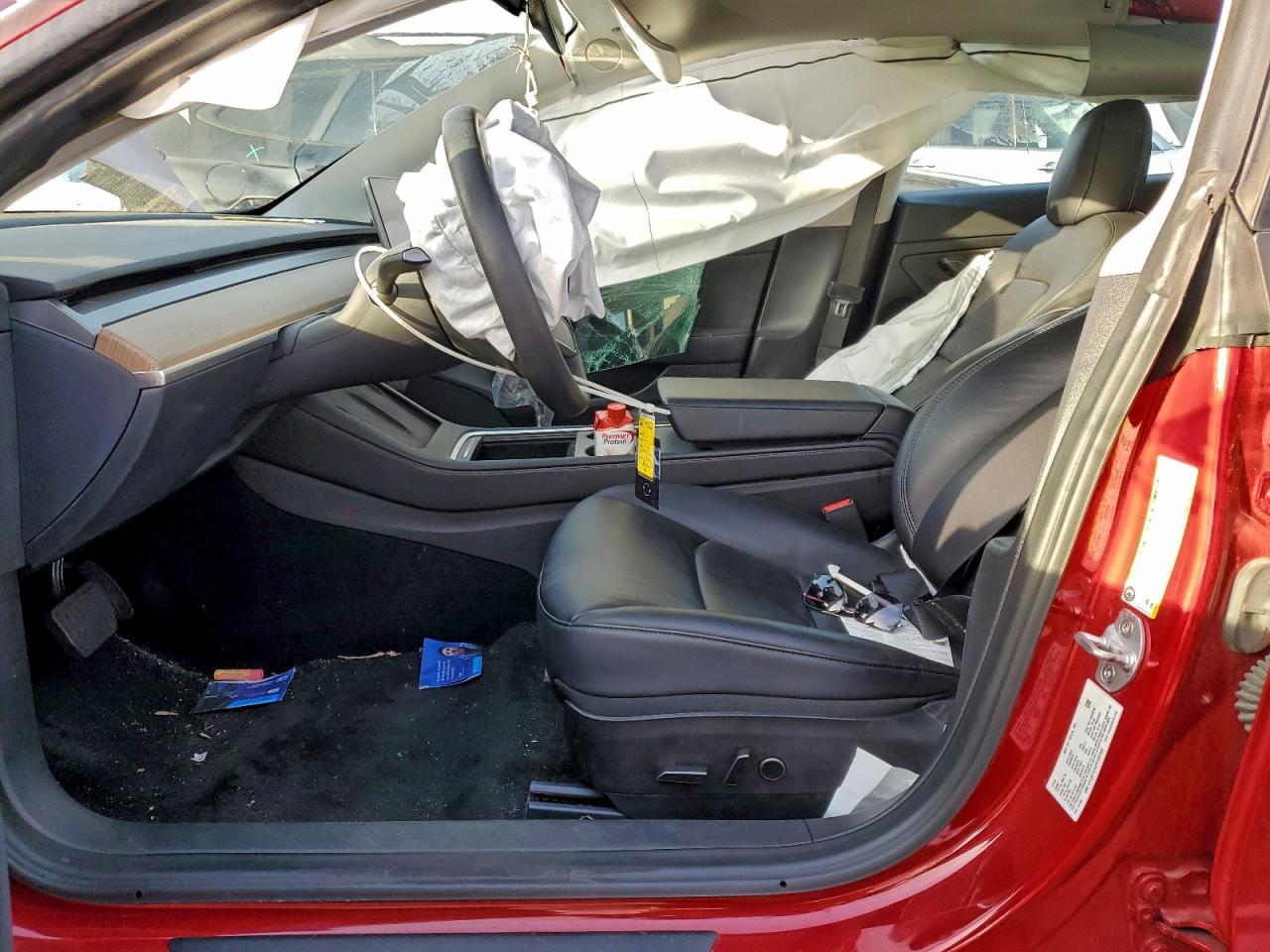 Tesla Model 3 Image 12