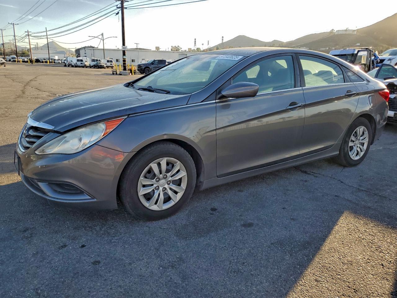 Hyundai SONATA Gls Image 1