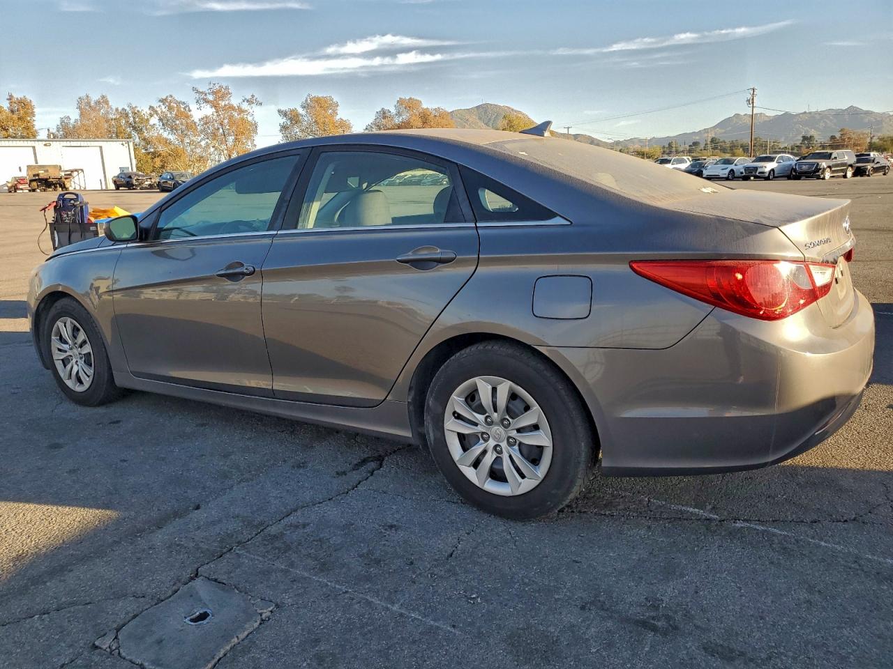 Hyundai SONATA Gls Image 12