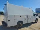 Ford Econoline E450 Super Duty Cutaway Van Image 3