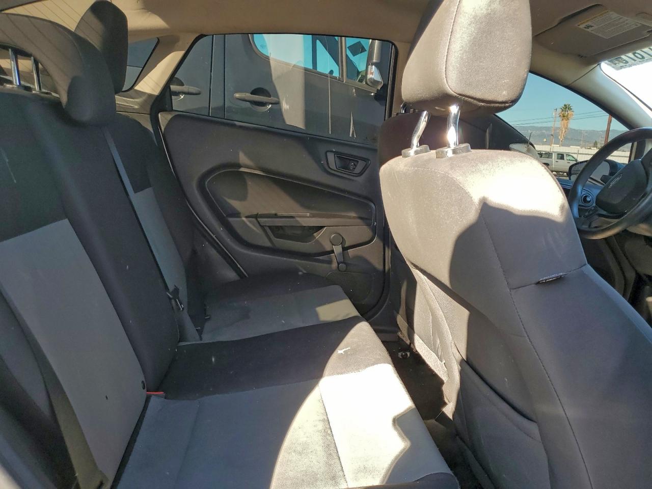 Ford Fiesta S Image 8