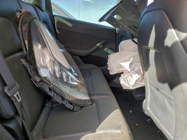 Tesla Model Y Image 8