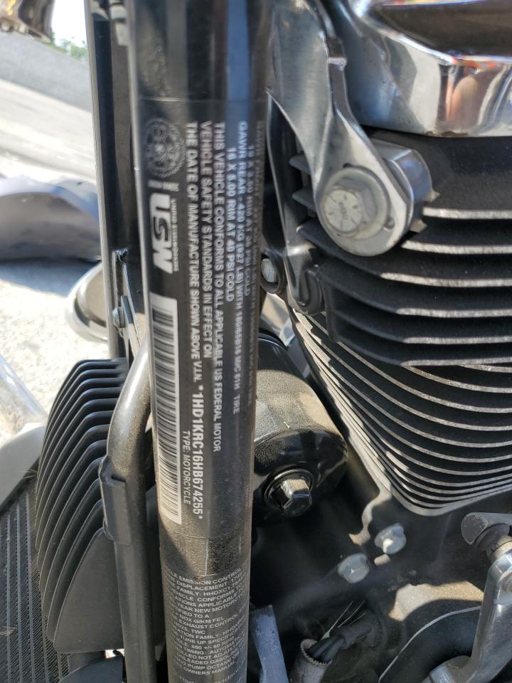 Harley-Davidson Fl Street Glide Special Image 8