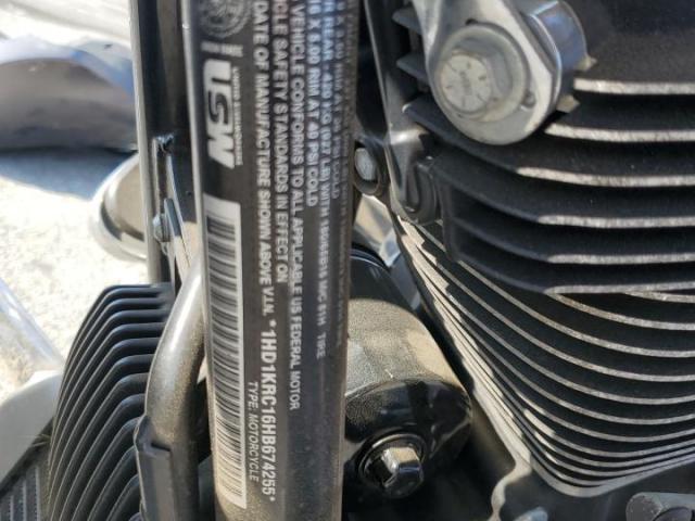 Harley-Davidson Fl Street Glide Special Image 8