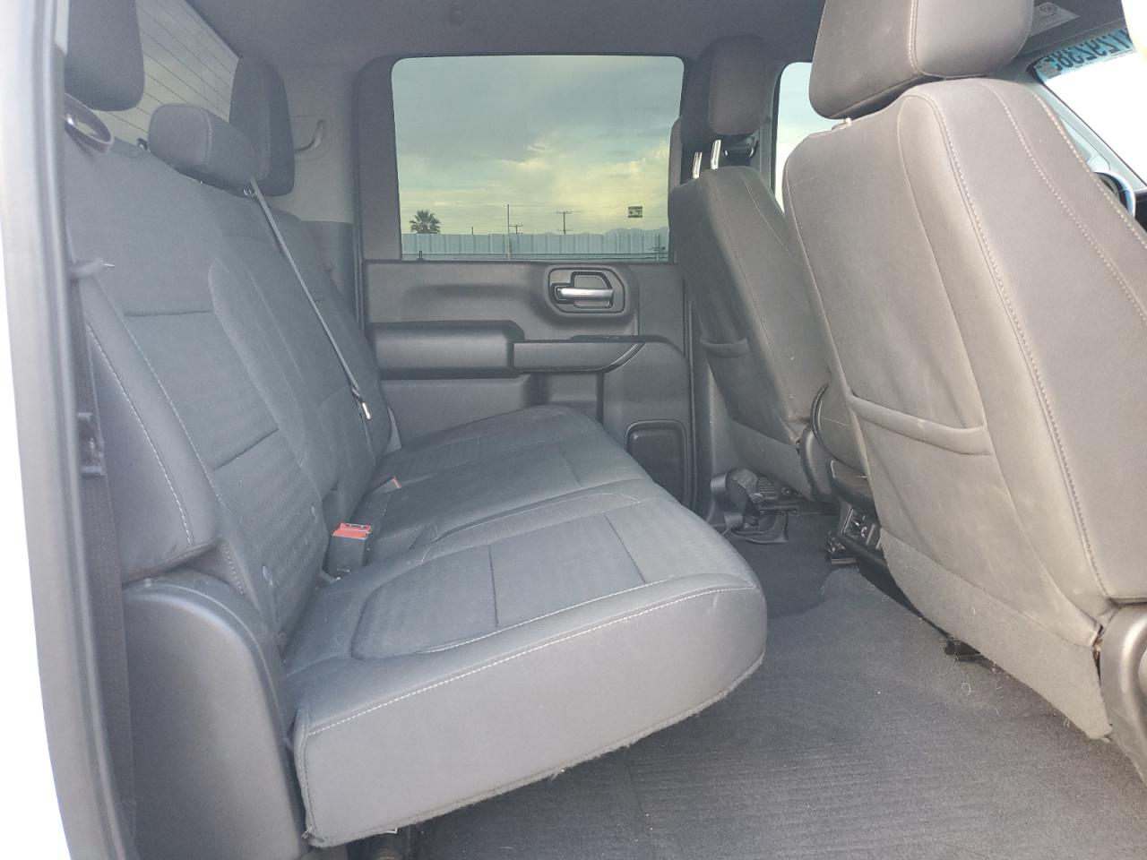 Chevrolet Silverado K2500 Heavy Duty Lt Image 7