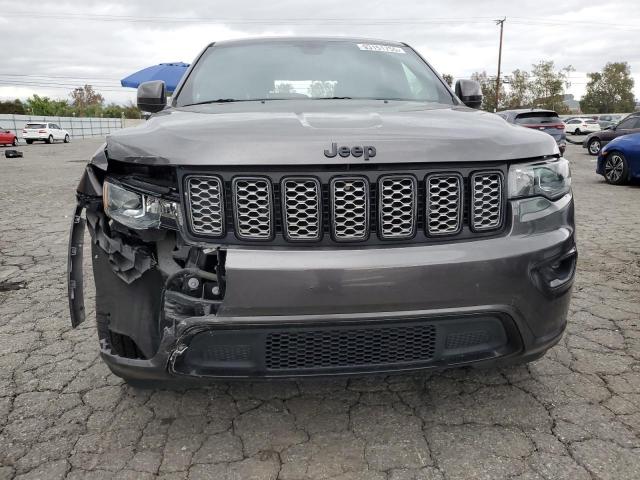 Jeep Grand Cherokee Laredo Image 9