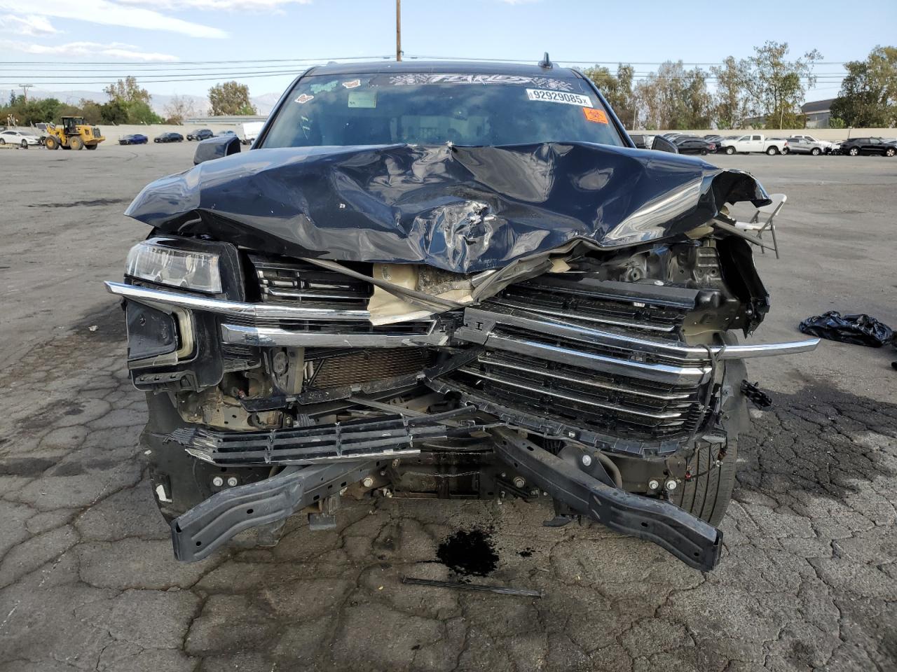 Chevrolet Suburban C1500 Lt Image 10