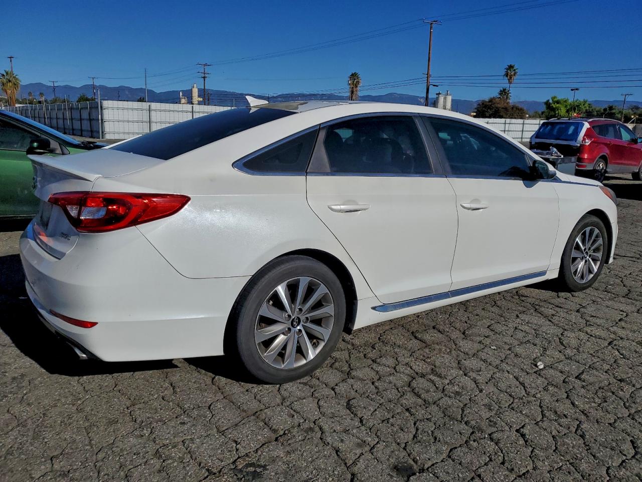 Hyundai SONATA Sport Image 2