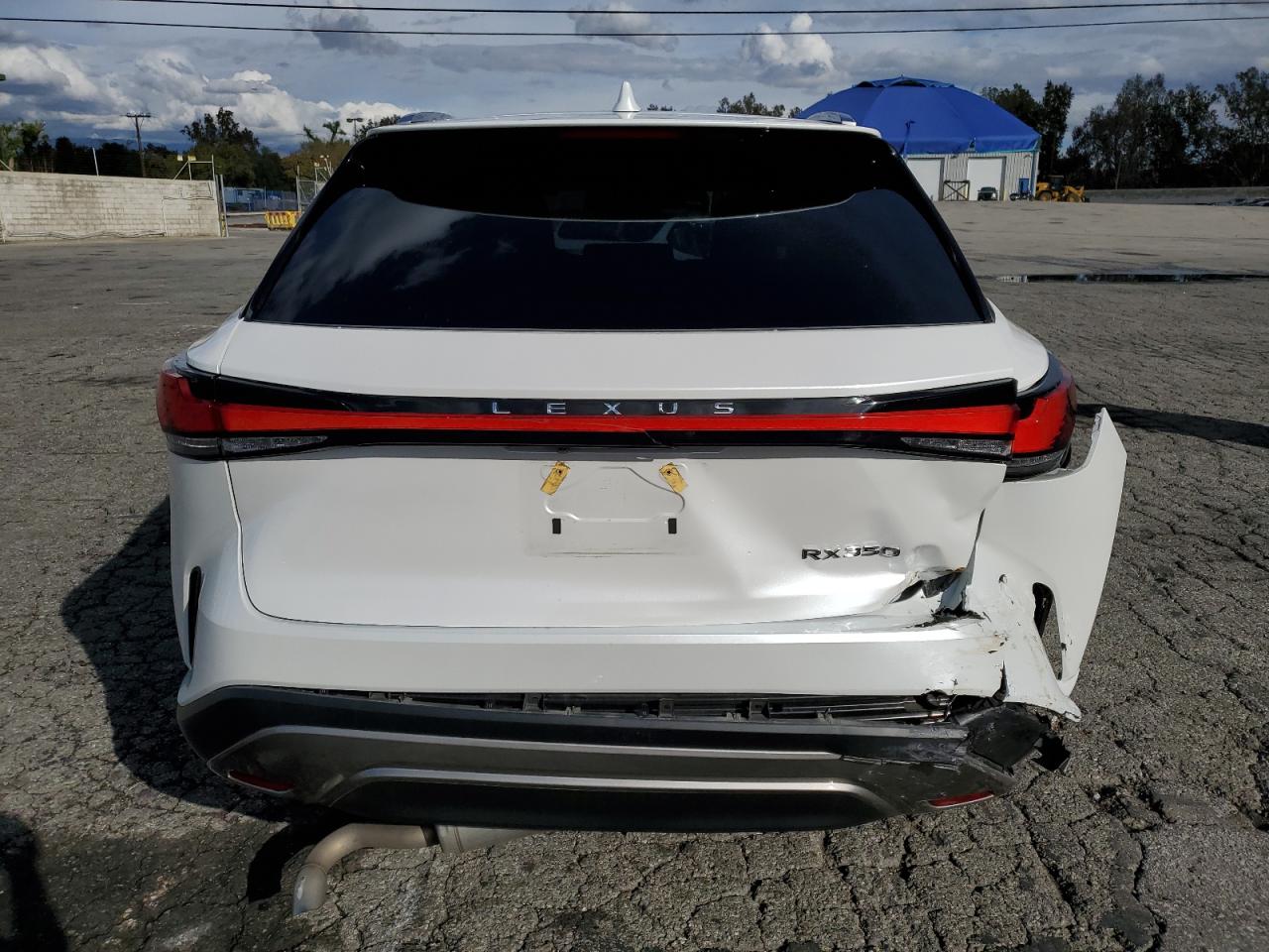 Lexus RX 350 Base Image 8