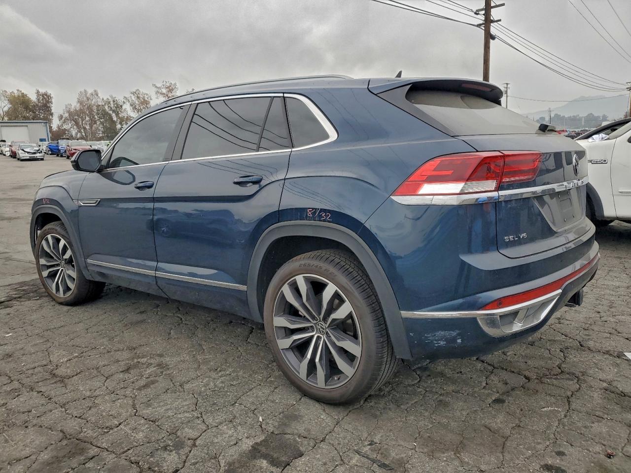 Volkswagen Atlas Sel R-line Image 3