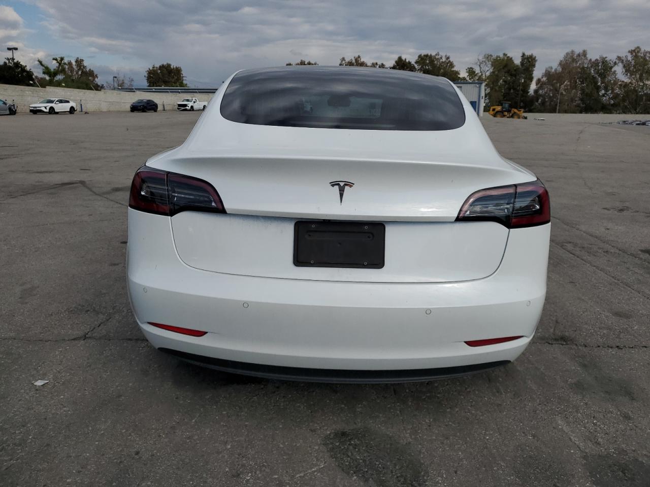 Tesla Model 3 Image 5