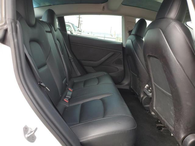 Tesla Model 3 Image 8