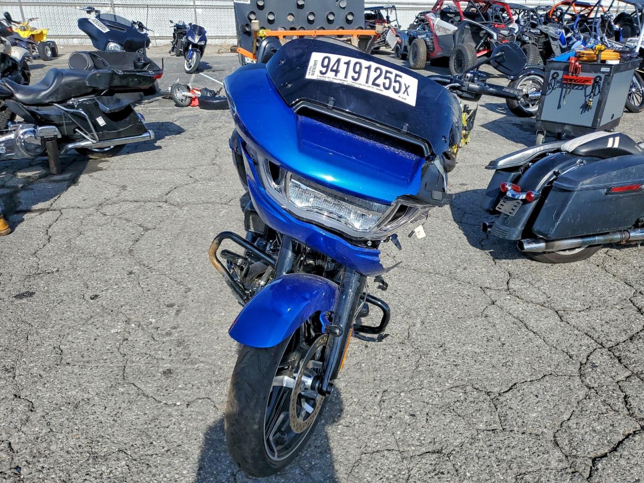 Harley-Davidson Fl Image 2