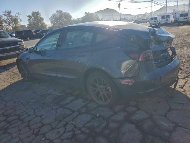 Tesla Model 3 Image 2