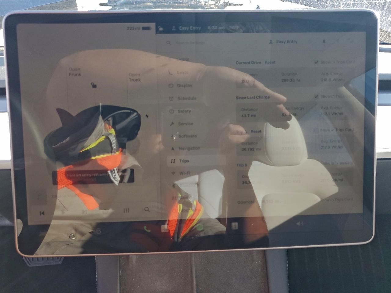 Tesla Model 3 Image 11