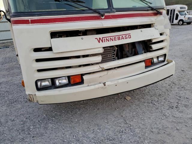 Chevrolet P30 Image 9