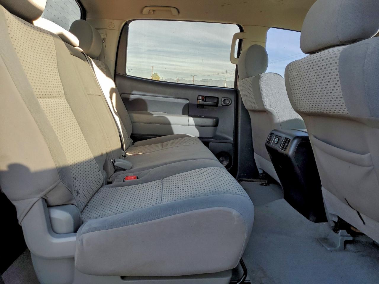 Toyota Tundra Crewmax Sr5 Image 7