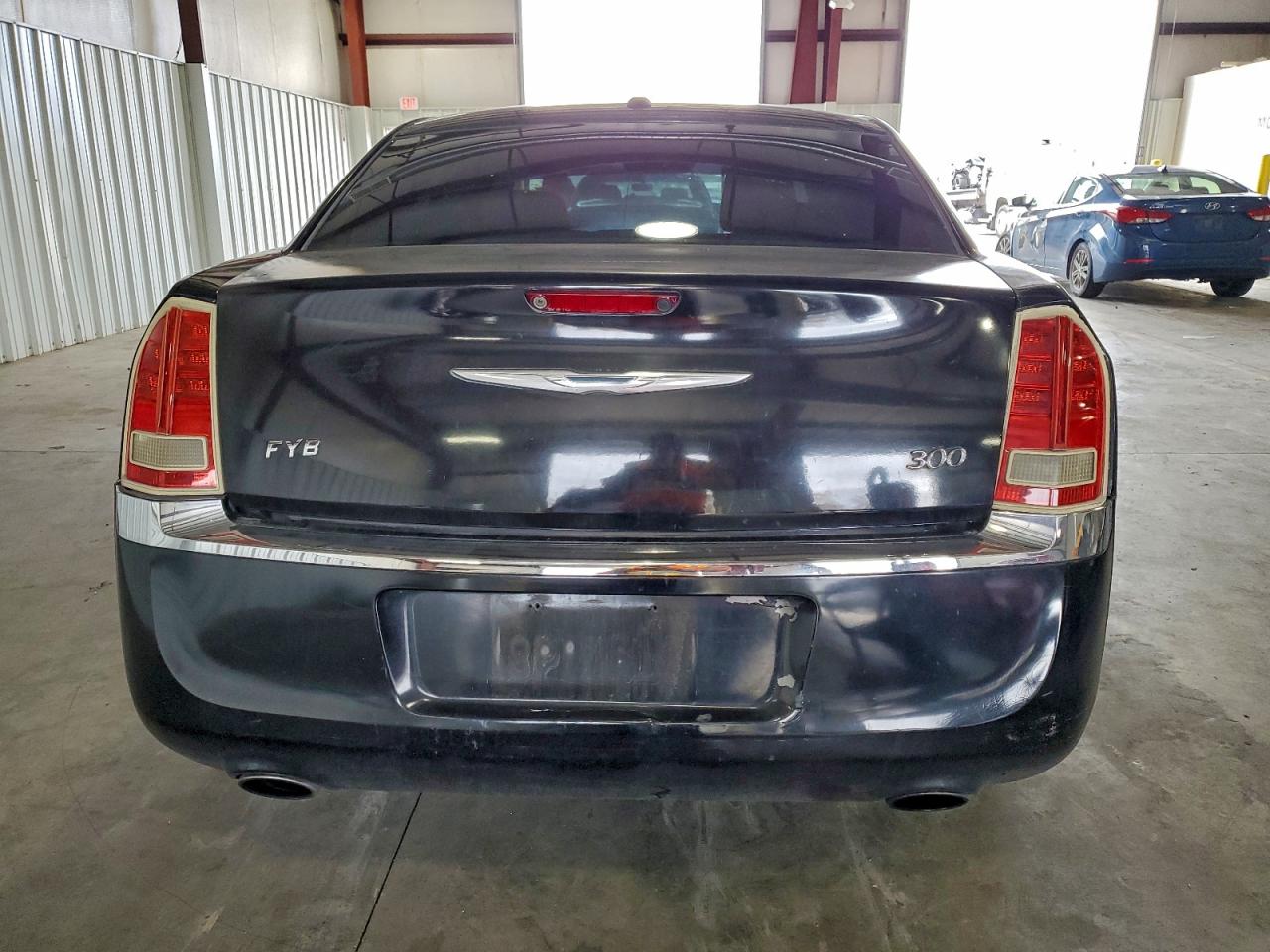 Chrysler 300 Image 5