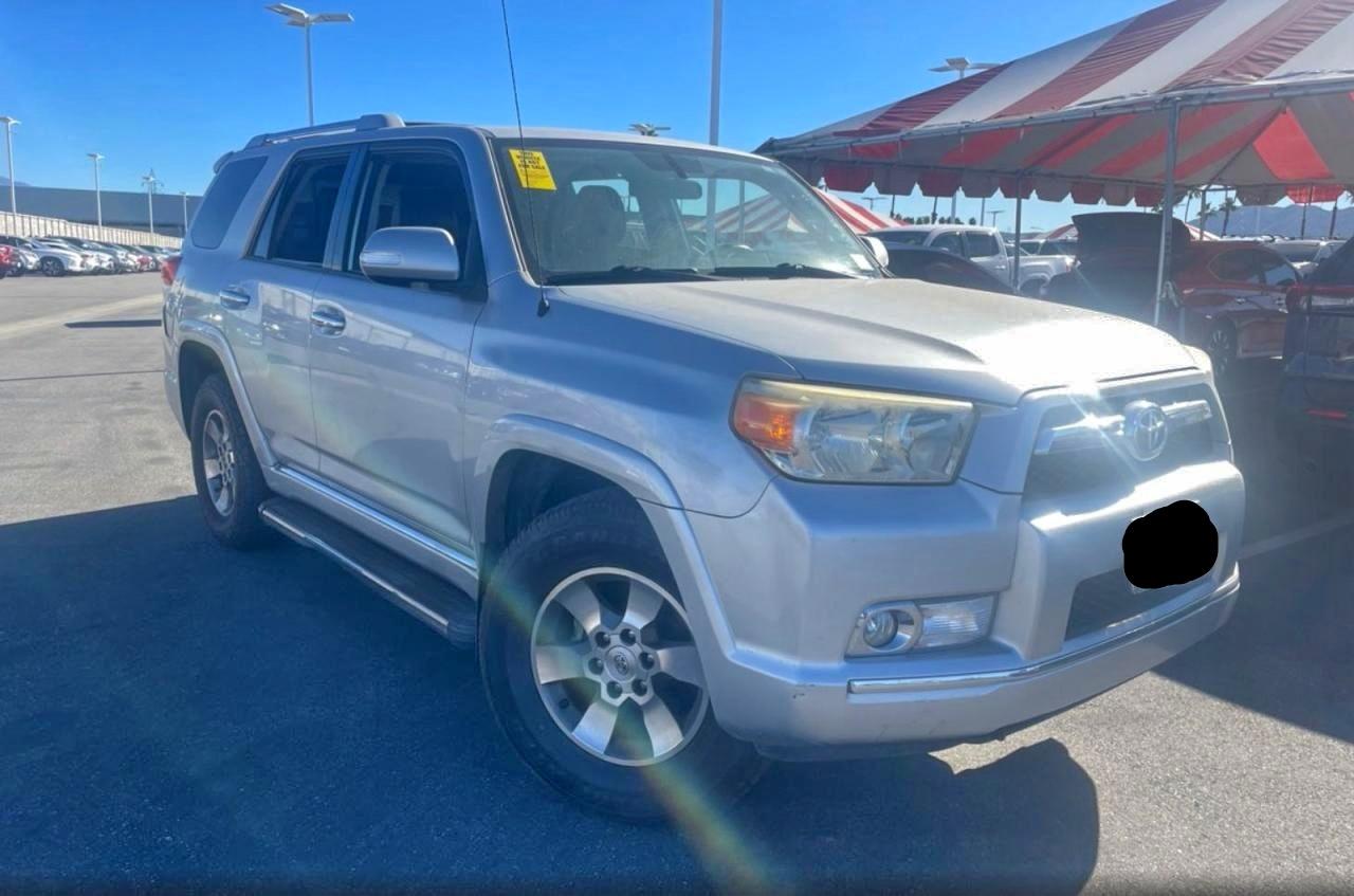 Toyota 4Runner Sr5 Image 1