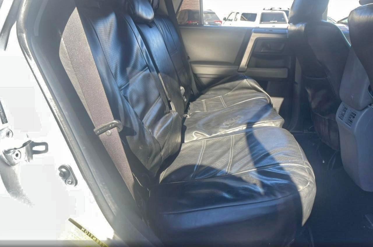 Toyota 4Runner Sr5 Image 8